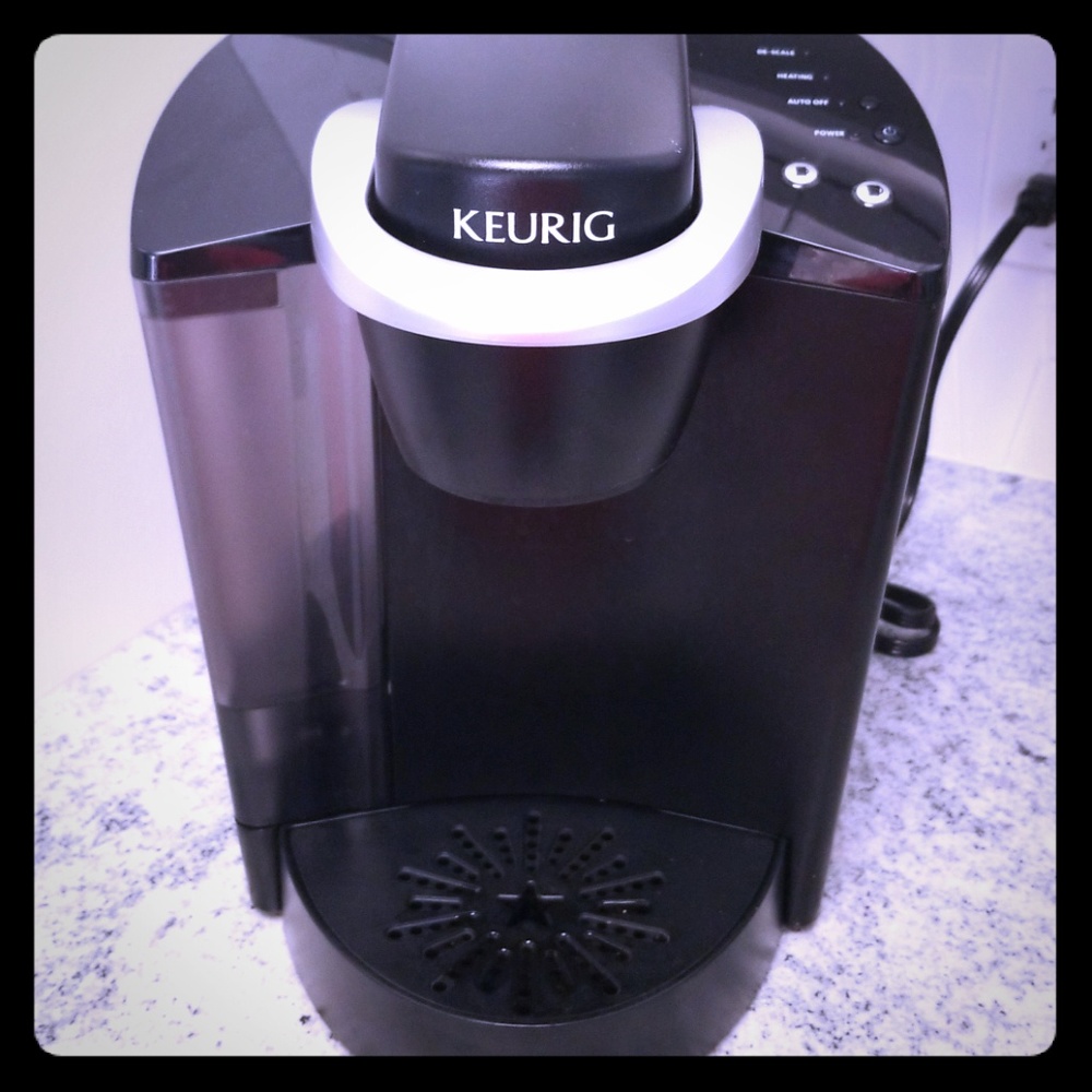 Help me get a new coffee maker!😍